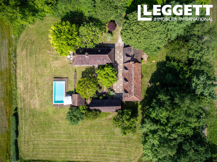 Image No.2-4 Bed House for sale