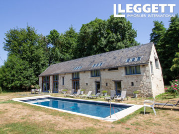 1 - Vernantes, House