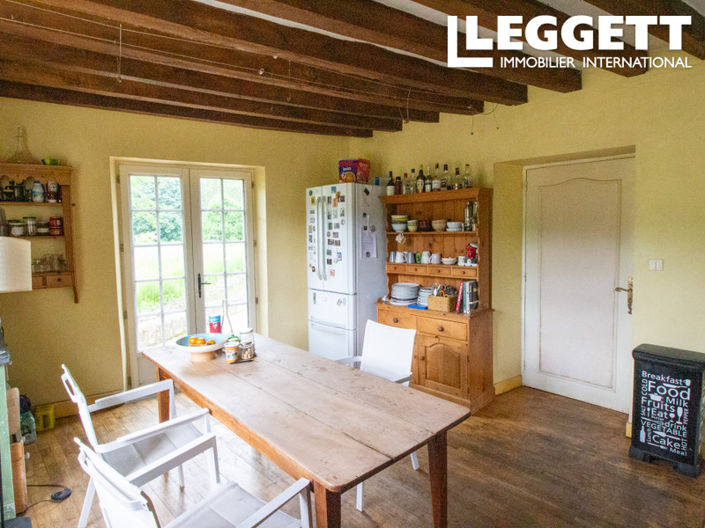 Image No.9-8 Bed House for sale