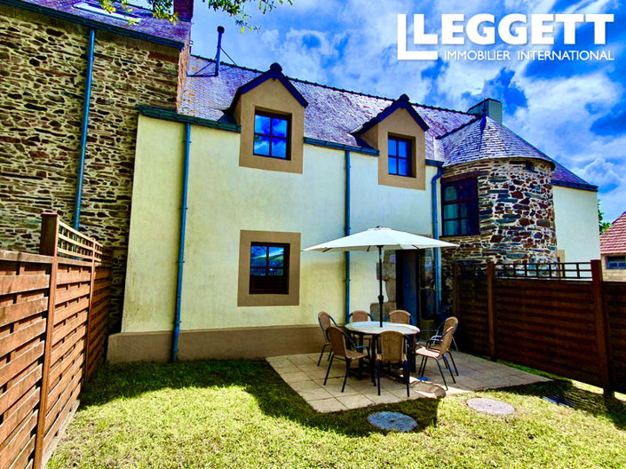 Image No.10-12 Bed House for sale