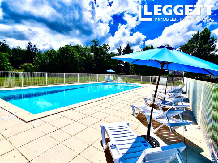 Image No.9-12 Bed House for sale