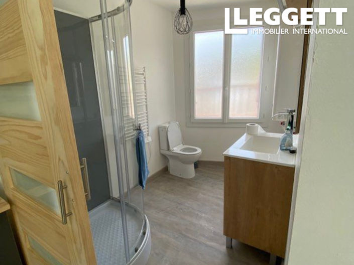 Image No.6-4 Bed House for sale