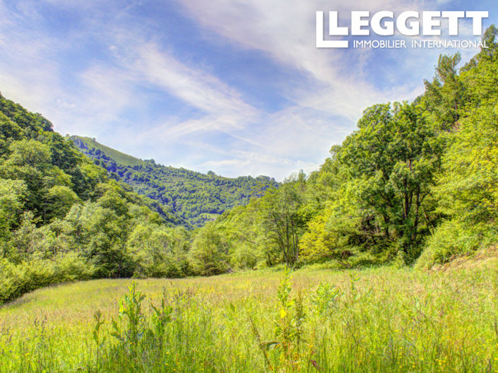 Image No.10-3 Bed House for sale