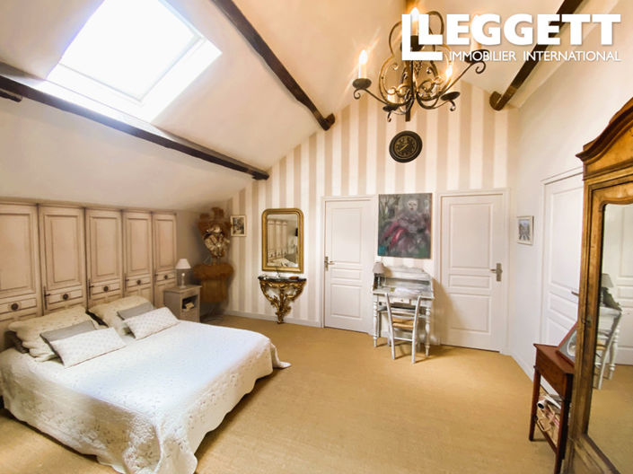 Image No.5-5 Bed House for sale