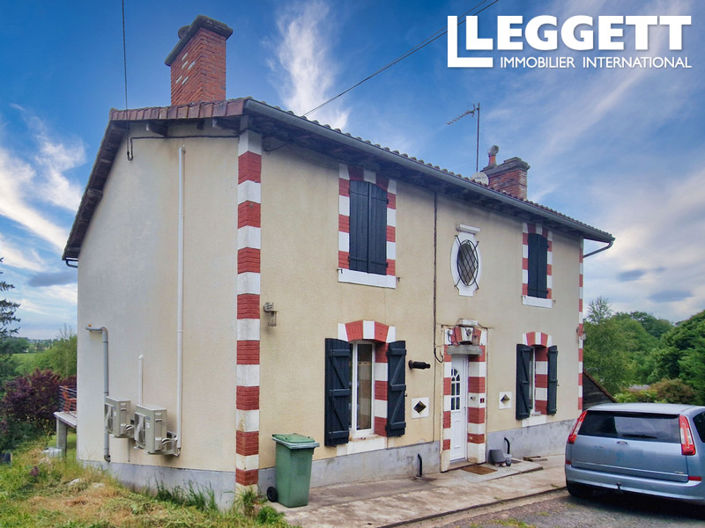 Image No.1-Maison de 4 chambres à vendre à Étagnac