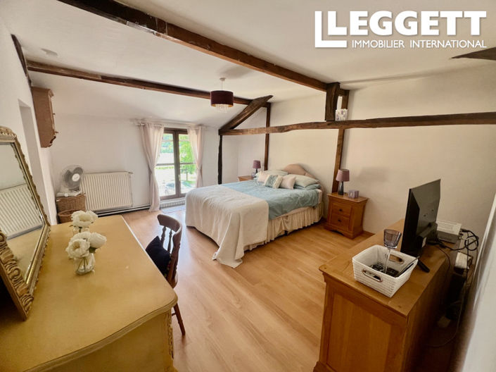 Image No.9-4 Bed House for sale