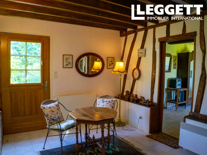 Image No.9-6 Bed House for sale