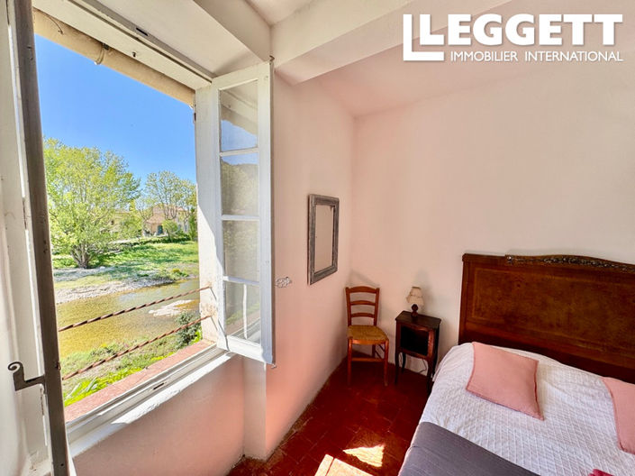 Image No.10-5 Bed House for sale