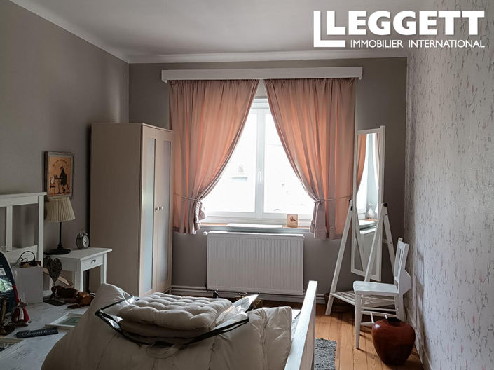 Image No.9-3 Bed House for sale