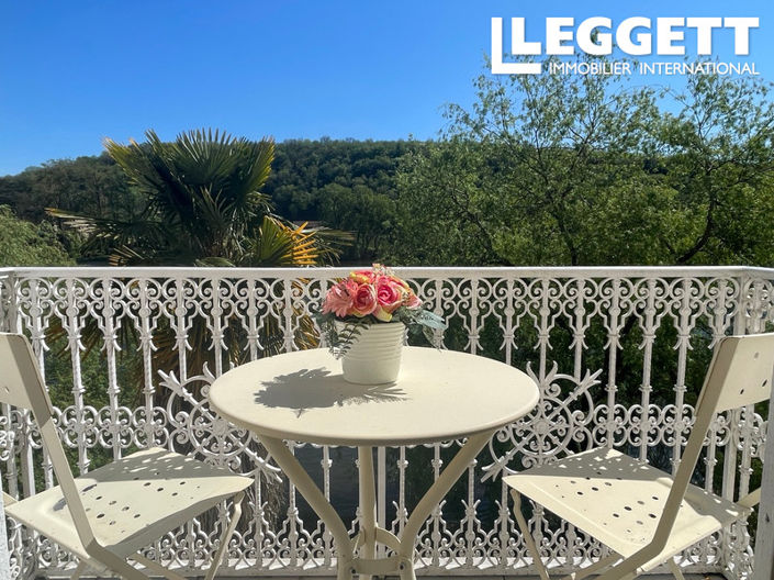 Image No.10-19 Bed House for sale