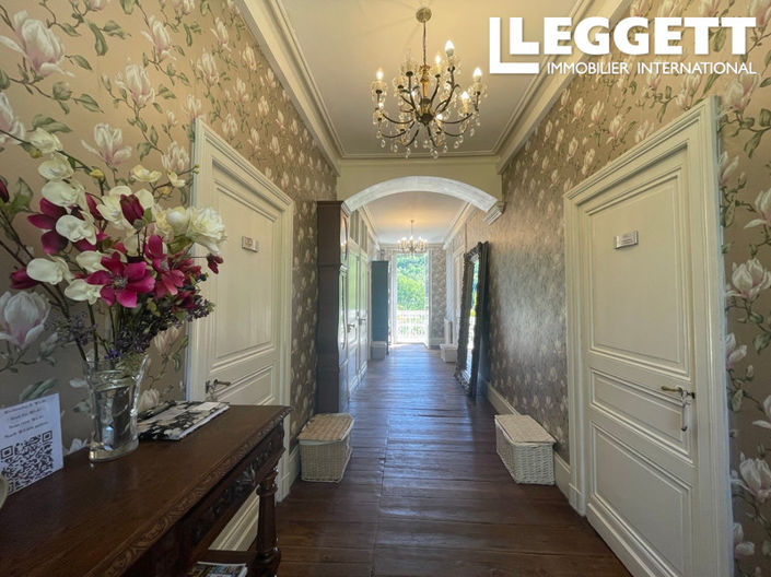 Image No.4-19 Bed House for sale