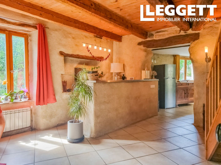 Image No.7-8 Bed House for sale