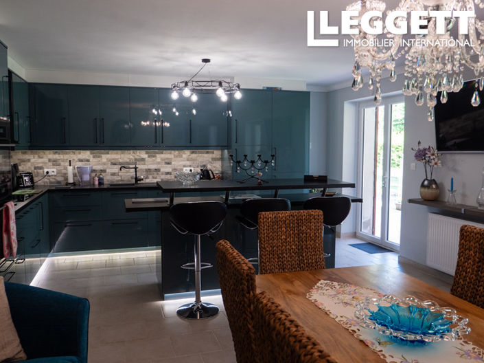 Image No.5-Maison de 7 chambres à vendre à Marval