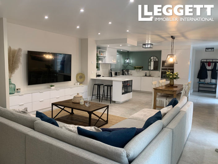 Image No.1-4 Bed House for sale