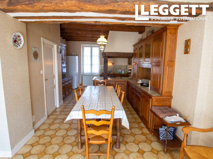 Image No.3-4 Bed House for sale