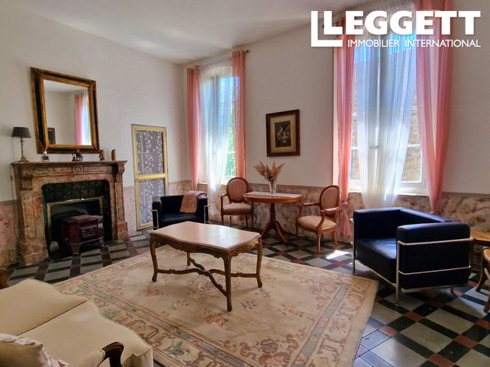 Image No.7-9 Bed House for sale