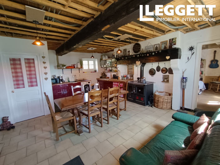 Image No.10-2 Bed House for sale