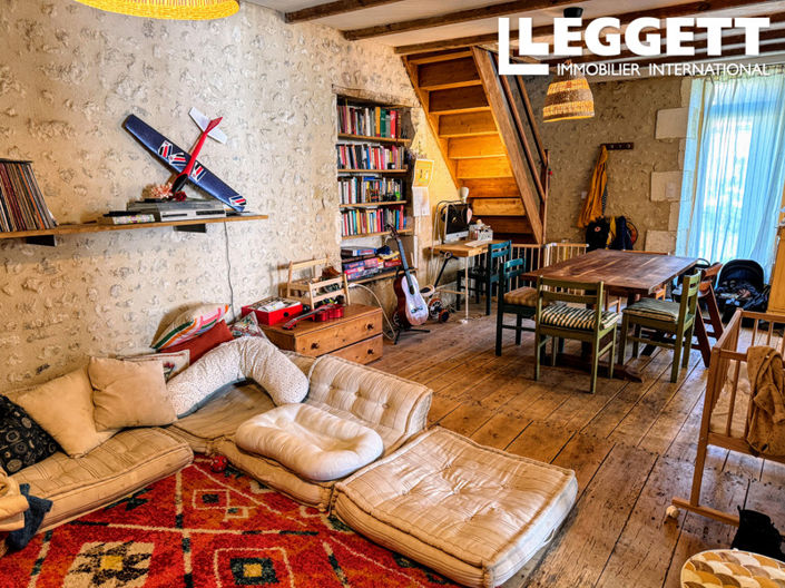 Image No.2-Maison de 1 chambre à vendre à Salles-Lavalette