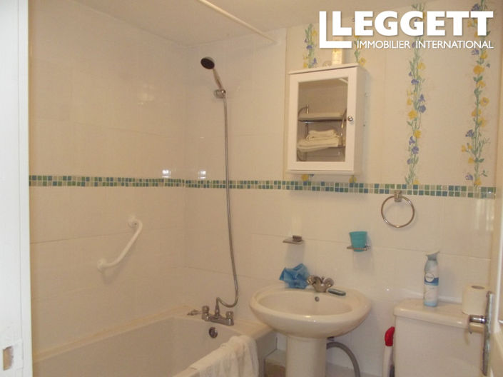 Image No.10-4 Bed House for sale