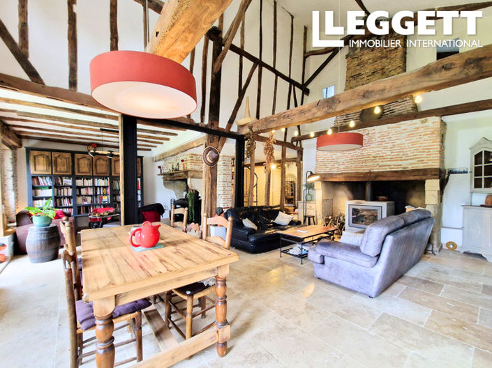 Image No.1-6 Bed House for sale
