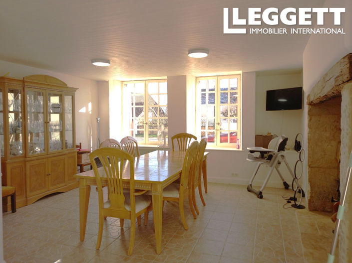 Image No.9-5 Bed House for sale