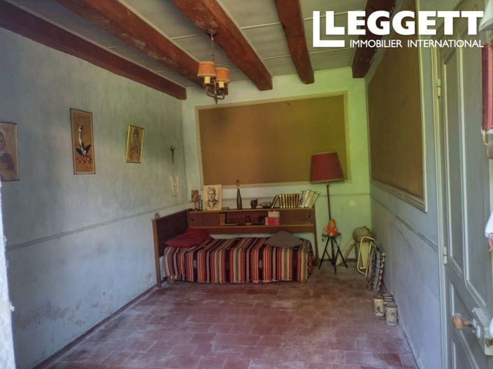 Image No.8-1 Bed House for sale