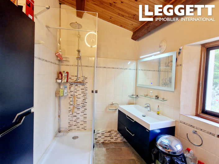 Image No.8-Maison de 2 chambres à vendre à Montfroc