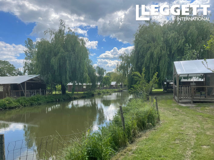 Image No.3-7 Bed Commercial for sale