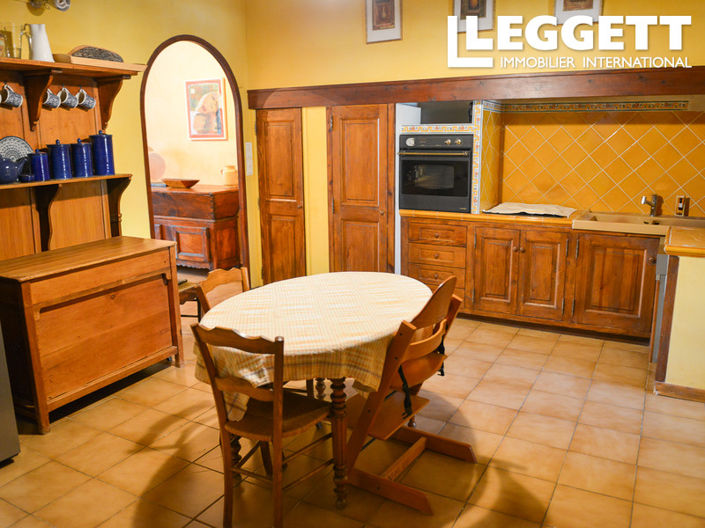 Image No.6-4 Bed House for sale