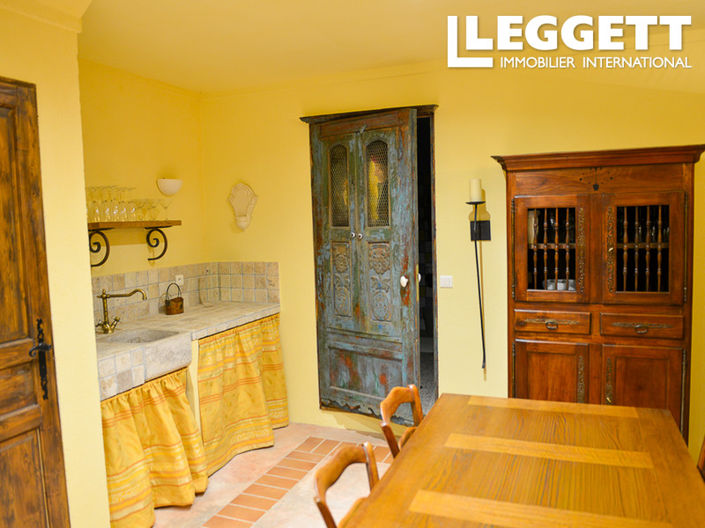 Image No.9-4 Bed House for sale