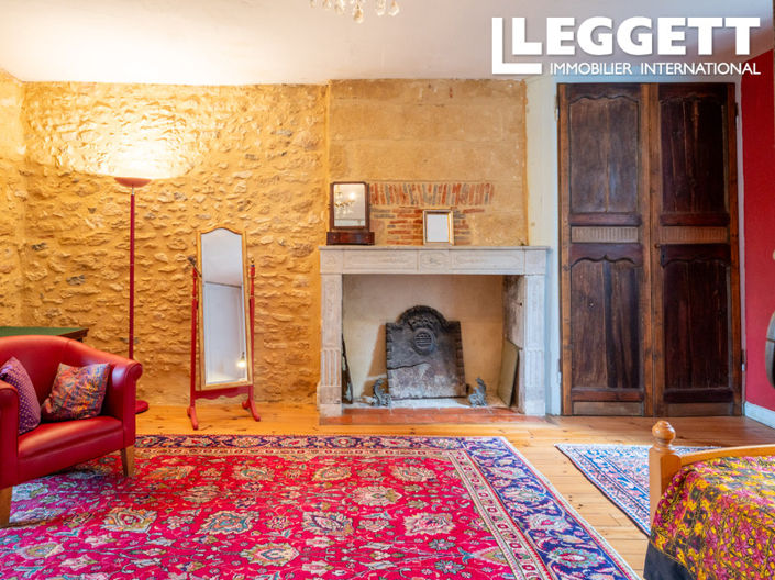 Image No.8-4 Bed House for sale
