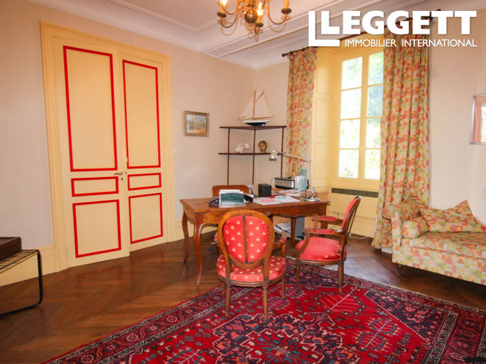 Image No.7-5 Bed House for sale