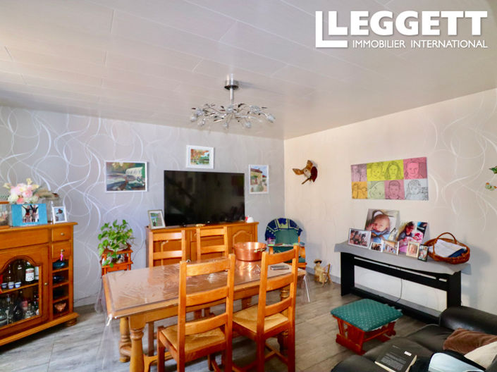 Image No.2-2 Bed House for sale