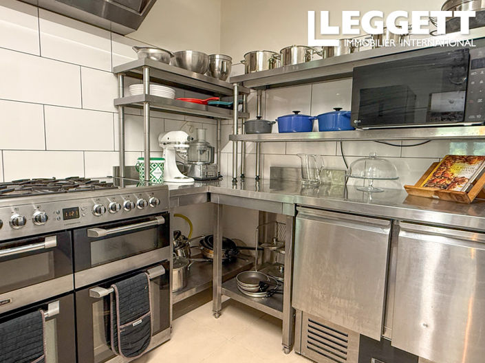 Image No.10-7 Bed House for sale