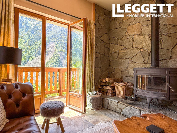 Image No.3-7 Bed House for sale