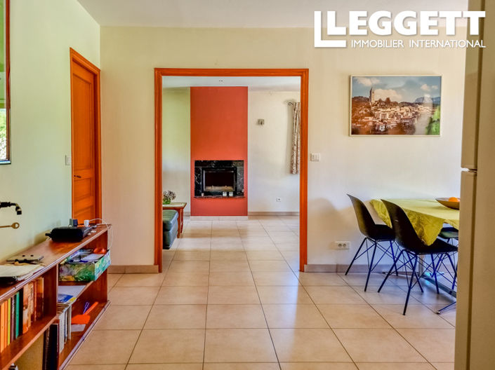 Image No.9-3 Bed House for sale