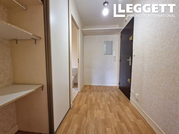 Image No.7-Apartment for sale