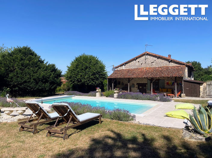 Image No.2-4 Bed House for sale