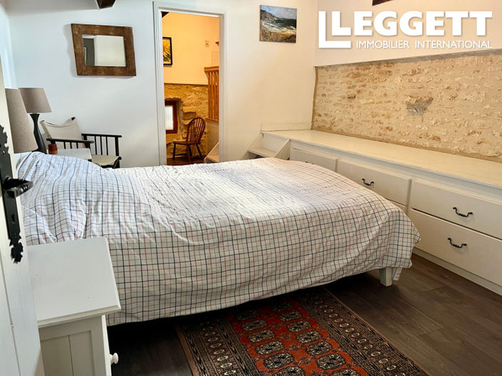 Image No.7-4 Bed House for sale