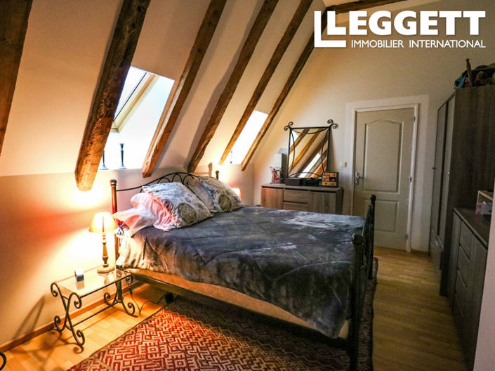 Image No.9-3 Bed House for sale