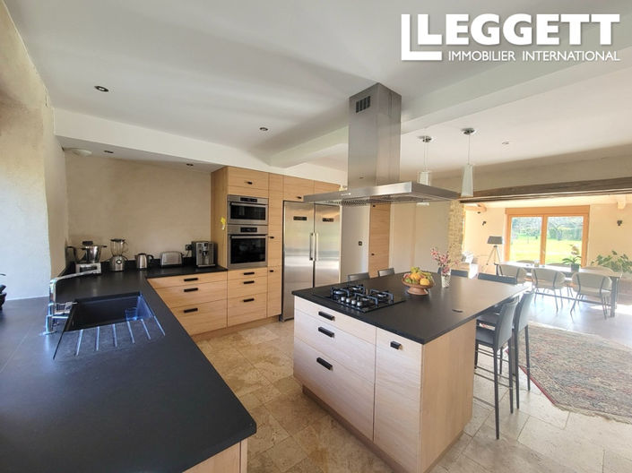 Image No.4-7 Bed House for sale