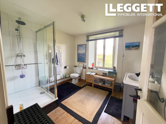 Image No.9-4 Bed House for sale