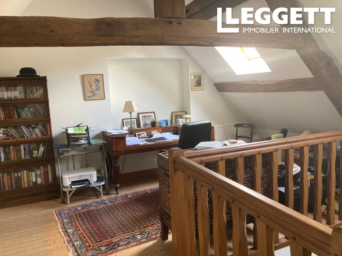 Image No.8-3 Bed House for sale