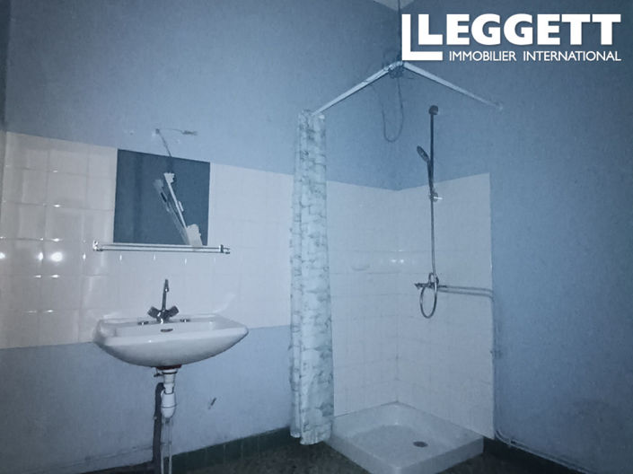 Image No.9-6 Bed House for sale