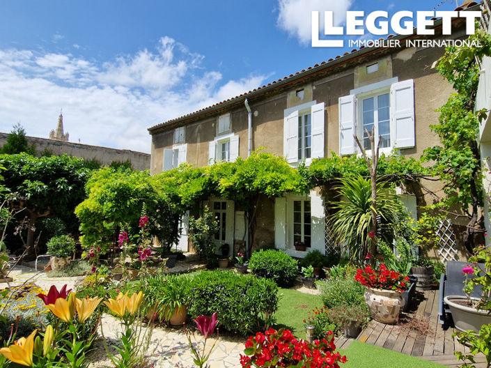 Image No.1-9 Bed House for sale