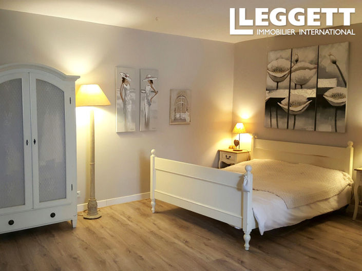 Image No.10-9 Bed House for sale