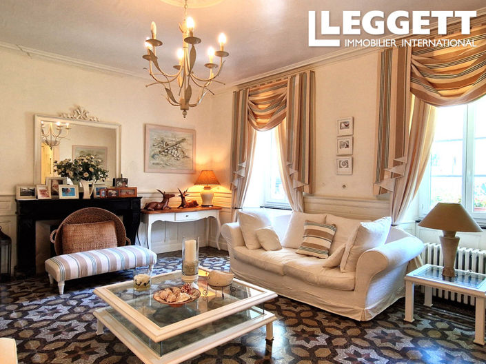 Image No.3-9 Bed House for sale