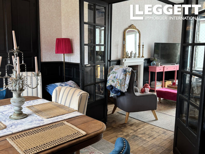 Image No.7-5 Bed House for sale