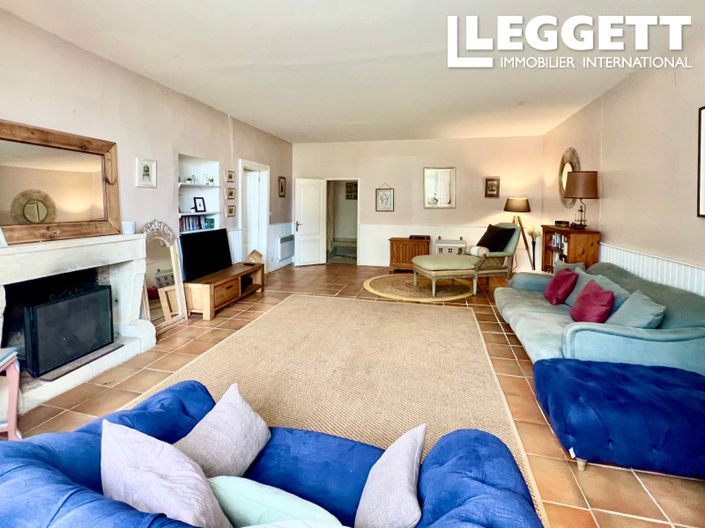 Image No.4-7 Bed House for sale