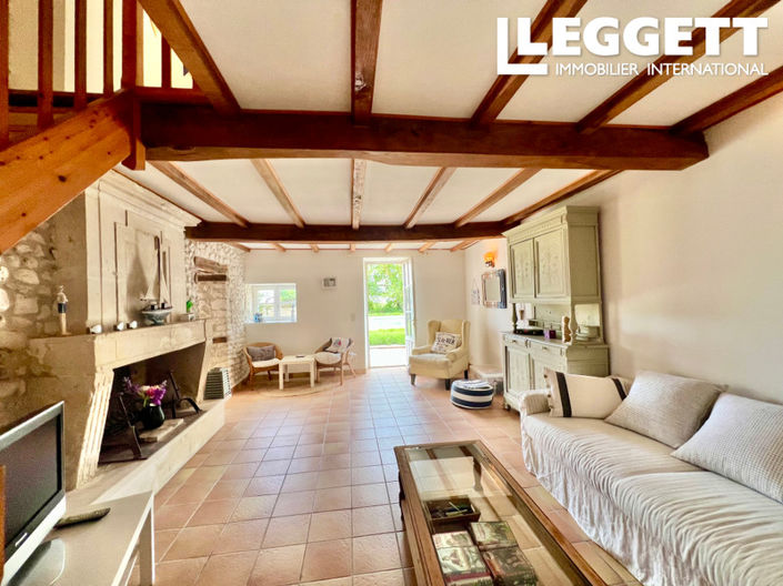 Image No.5-7 Bed House for sale